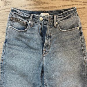 SZ 28 GOOD AMERICAN Twist Hem Cropped Raw Edge Denim